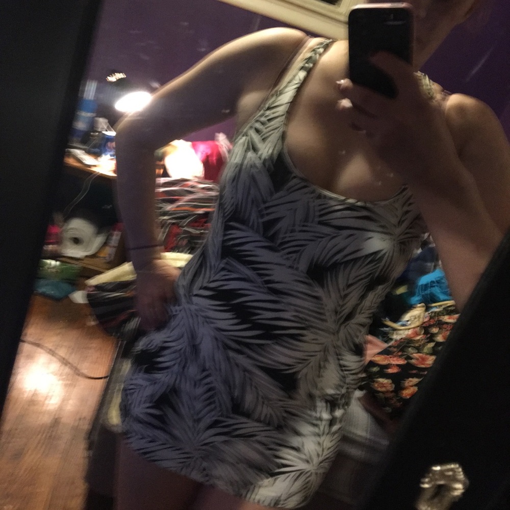 Black and white Hawaiian print cotton dress